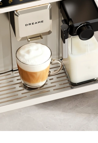 One-Tap, Silky-Dense <br class="coffeemas_c-pc-hide">Milk Frothing