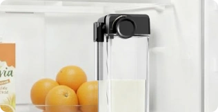 Removable Milk Carafe—for <br class="coffeemas_c-pc-hide"><br class="coffeemas_c-small-hide">storing leftover milk in <br class="coffeemas_c-pc-hide"><br class="coffeemas_c-small-hide">the refrigerator